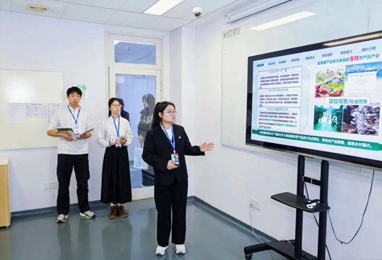 2025年iCAN大賽西北賽區(qū)決賽在西安歐亞學(xué)院圓滿(mǎn)落幕，展現(xiàn)信息電子技術(shù)服務(wù)新活力